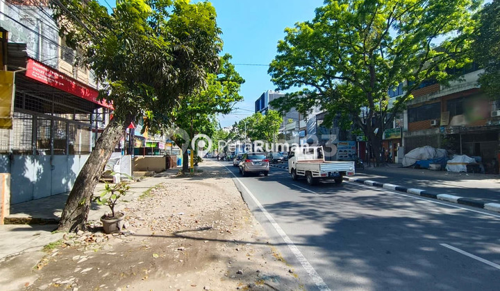 Ruko Jalan Besar Yos Sudarso - Glugur Ruko Jalan Besar Yos Sudarso - Glugur