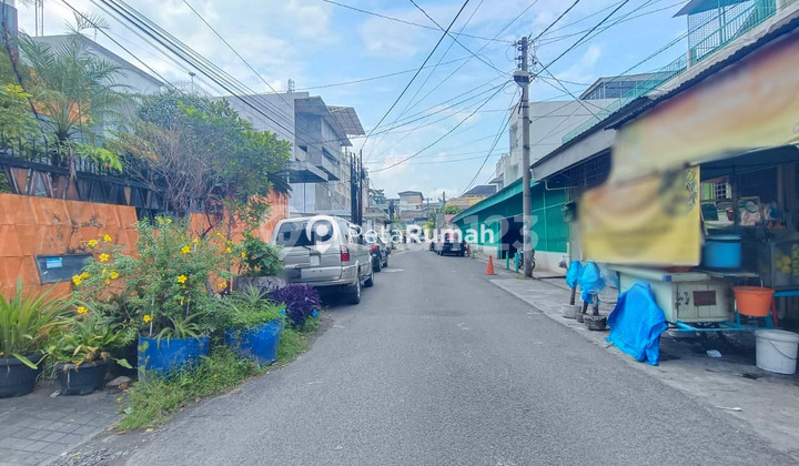 Shop House on Kalimantan Street, Sumatera Area, and Madong Lubis in the City Center 2