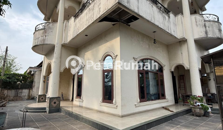 For Sale Villa on Cycas Street, Tasbih 1 Complex, Hook Position - Medan Sunggal For Sale Villa on Cycas Street, Tasbih 1 Complex, Hook Position - Medan Sunggal