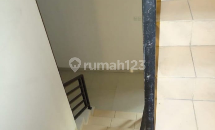 3-Story Shop House Ready to Use, Busy Area, Boulevard Street, Pos Pengumben 2