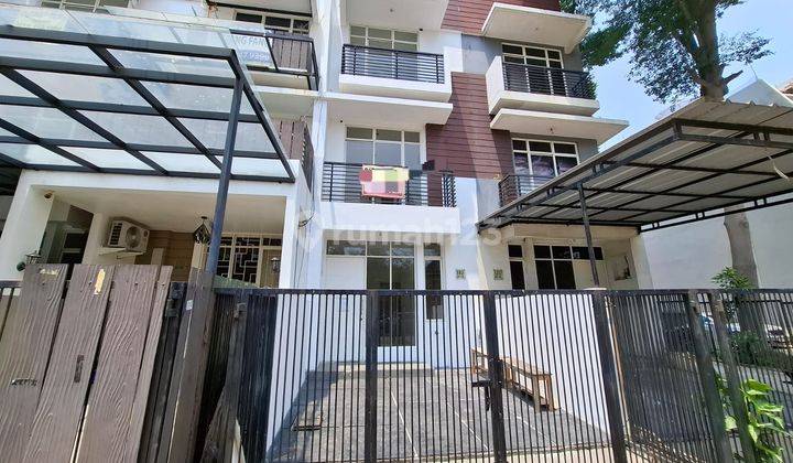 Rumah Siap Huni Katamaran Indah Pik 3 Lantai Uk 4x12 Best Price 1