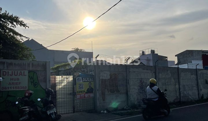 Kavling Komersial Pinggir Jalan Boulevard Kembangan Baru Puri