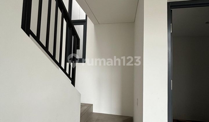 Ruko/Soho Latinos Business District BSD Ready to Use Best Price