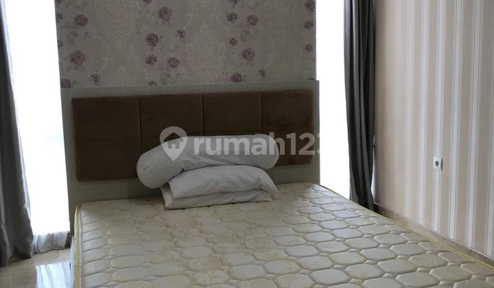 Menteng Park Tower Emerald 3 BR Privat Lift Furnished Siap Huni 2