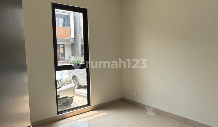 Rumah Baru Siap Huni Summarecon Crown Gading Regia 7X11 Disewakan 2