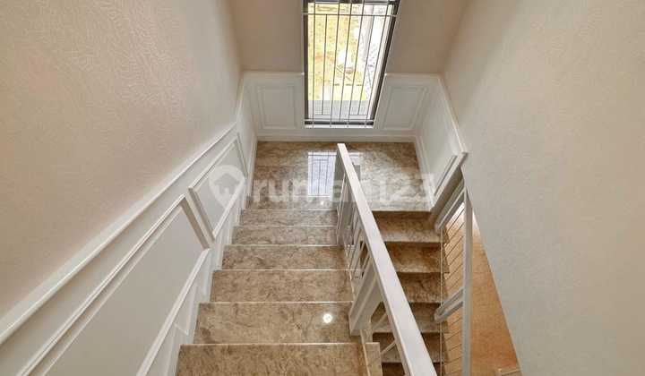 Rumah Mewah Golf Island PIK Cluster Harmony Ukuran 8x20 Bagus 2