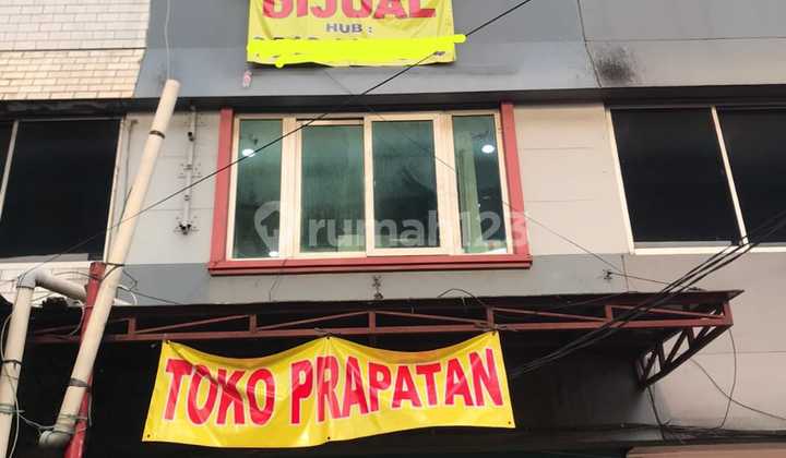 Ruko 3 Lantai Jalan Raya Boulevard Fatmawati Dibawah LRT Persis