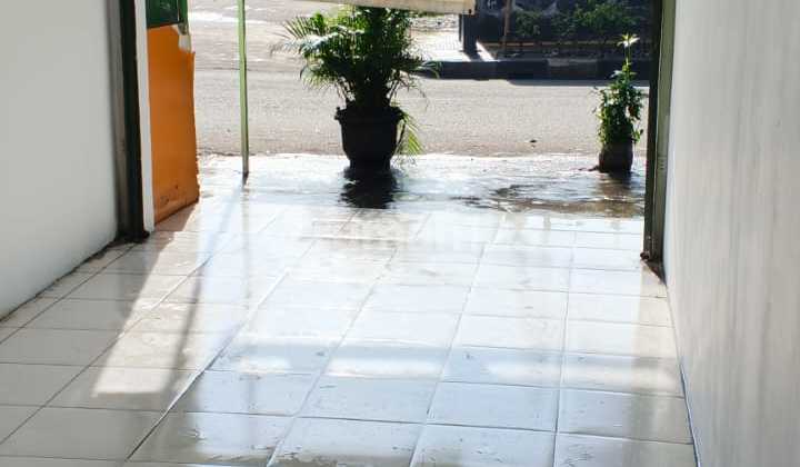 Ruang Usaha Pinggir Jl Raya Boulevard Meruya Selatan Area Ramai Ruang Usaha Pinggir Jl Raya Boulevard Meruya Selatan Area Ramai