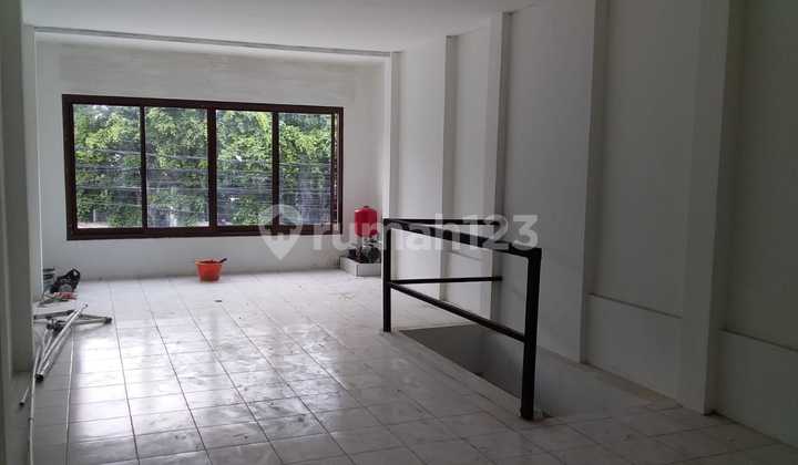 2-Storey Shop House in a Busy Area by the Long Road, Pos Pengumben