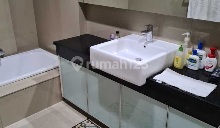 Modern Minimalist House Cempaka Putih Central Jakarta Best Price 2