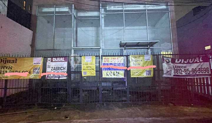 Storefront on Fatmawati Boulevard Main Road, Land Area 425 Square Meters 1
