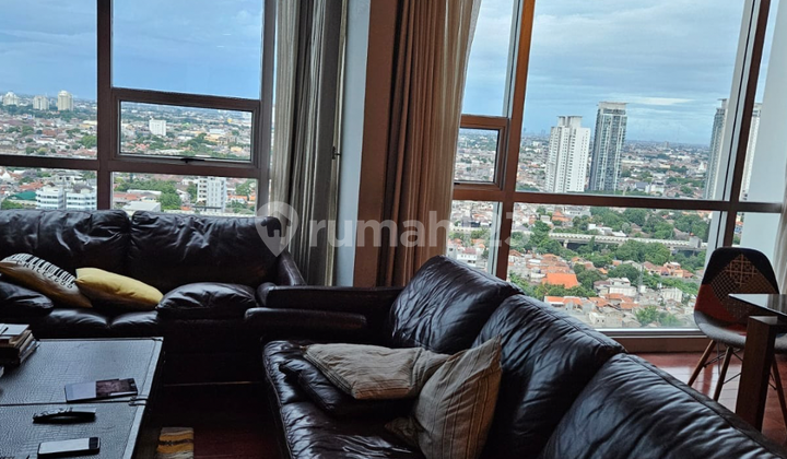 Disewakan Apartemen Kemang Village Residence 2