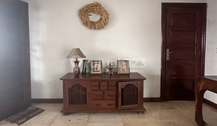 Rumah 2 Lantai Murah Lokasi Premium Dalam Komplek di Simprug Area 2