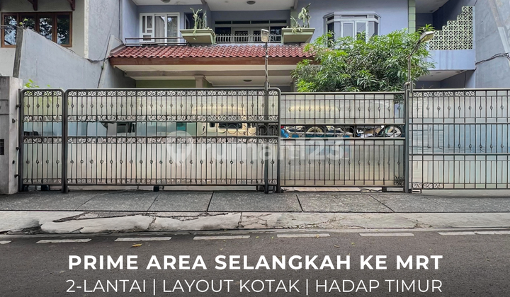 Rumah Mewah 2 Lantai Layout Kotak Lokasi Premium di Dharmawangsa