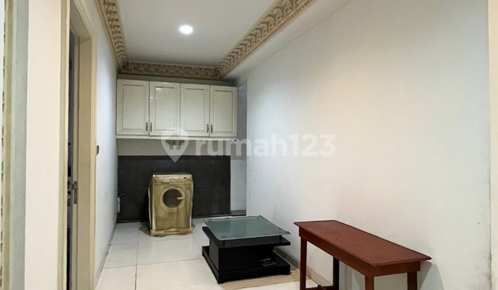 Rumah Mewah European Style 3,5 Lantai Dalam Komplek di Cengkareng 2