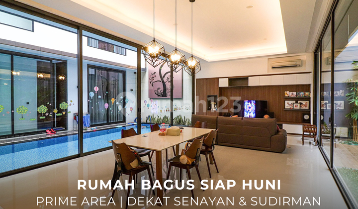 Rumah Bagus Siap Huni 2 Lantai Lokasi Strategis di Kebayoran Baru