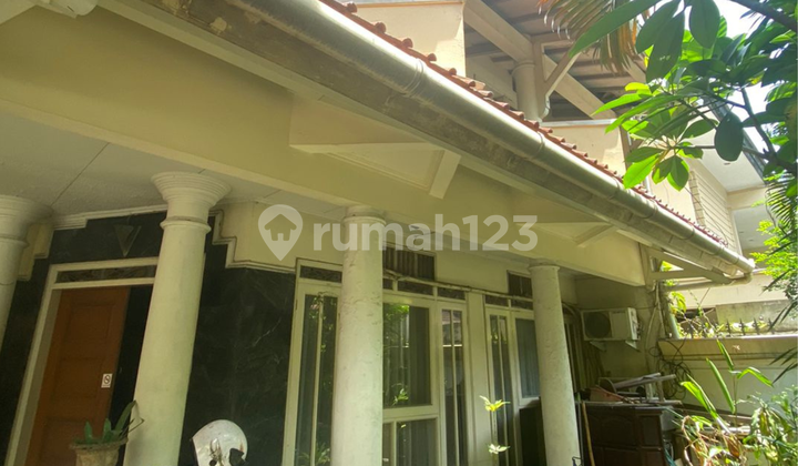 Rumah lokasi strategis di senayan jaksel 6