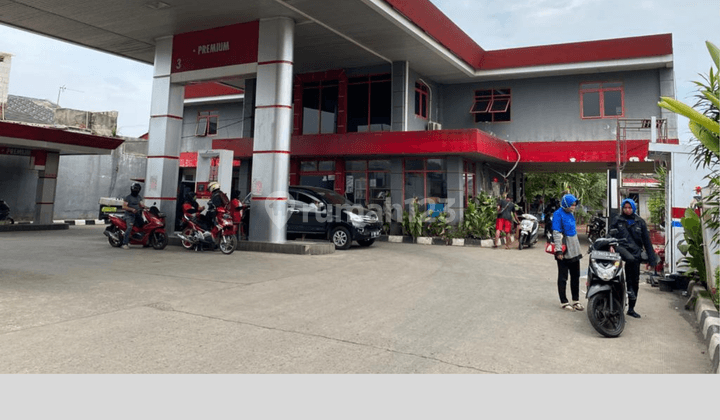 Ruang usaha spbu di pondok gede 8