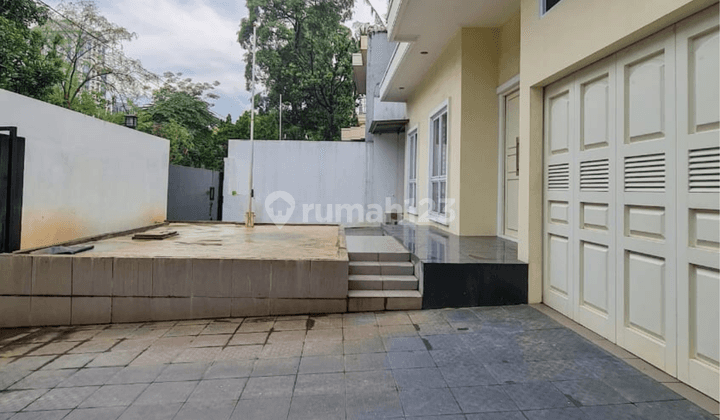 Rumah lokasi strategis siap huni di permata hijau 2
