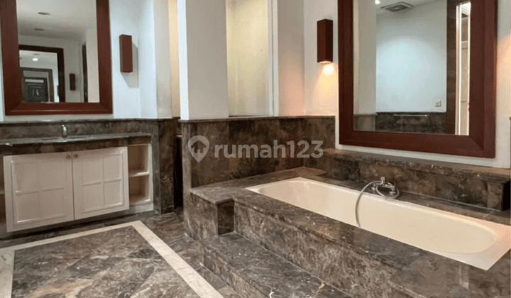 Rumah siap huni di brawijaya kebayoran baru 8