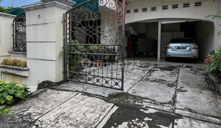 Rumah layak huni di senopati kebayoran baru 2