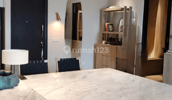 Apartemen lokasi strategis di senayan residence 7