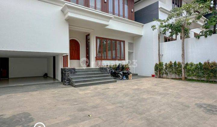 Rumah siap huni mewah di kemang 1