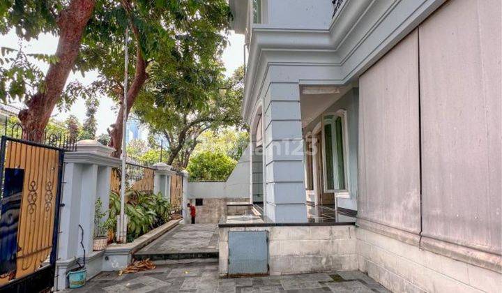 Rumah siap huni lokasi strategis di Menteng jakpus 2