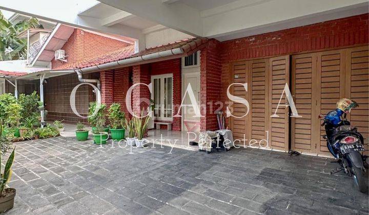 Rumah siap huni lokasi strategis di senopati 2