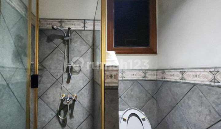Rumah Mewah Siap Huni Full Furnished Posisi Hook di Pondok Indah 2