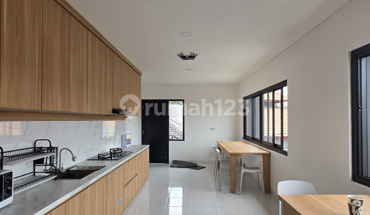 Brand New Kost Design Mezzanine Type Loft Hadap Selatan di Ampera Brand New Kost Design Mezzanine Type Loft Hadap Selatan di Ampera