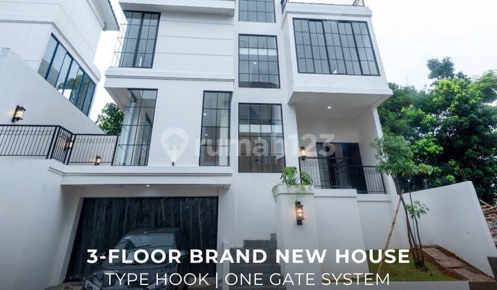 Brand New House 3 Lantai Tipe Hook di Jagakarsa