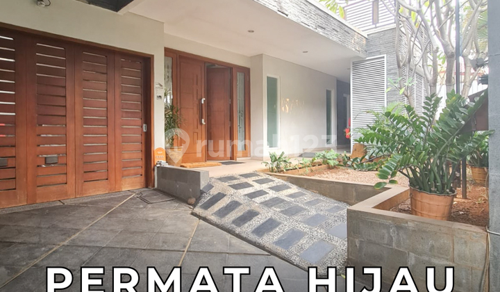 Rumah Terawat Siap Huni Hadap Barat Semi Furnish di Permata Hijau