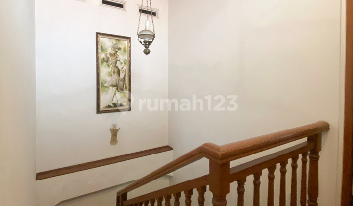 Well-Maintained 2-Storey North-Facing House in Menteng Atas - Setiabudi 2