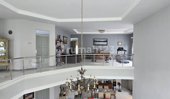 Rumah Siap Huni Dalam Komplek Tenang Strategis di Kebayoran Lama 2