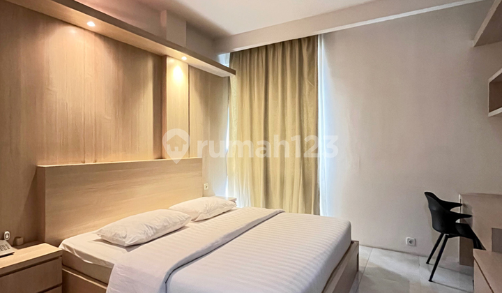 Exclusive Boarding House with 19 Rooms, 3 Floors + Rooftop in Bendungan Hilir. 2