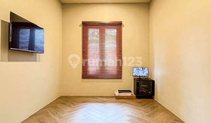 Rumah Kantor Baru Siap Huni Selangkah ke MRT di Kebayoran Baru 2