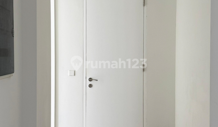 Luxury Classic French Apartment with Private Pool at Comte Manor 2