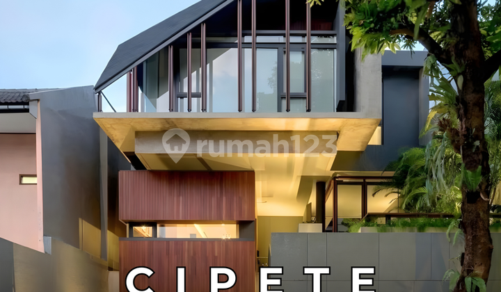 Rumah Modern Mewah 3,5 Lantai + Rooftop Garden di Cipete