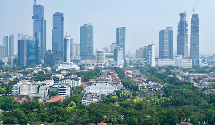 Wide Land House Hook Position Strategically Located in Menteng, Central Jakarta 2