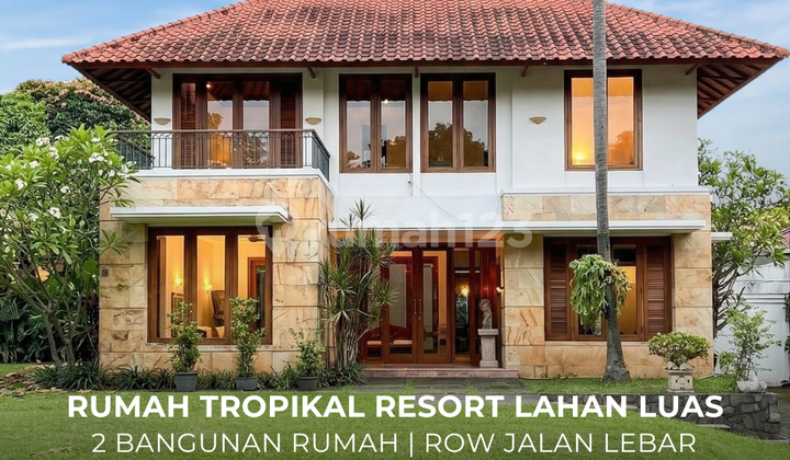 Rumah Tropikal Bergaya Resort Lahan Luas di Kemang Pejaten Barat