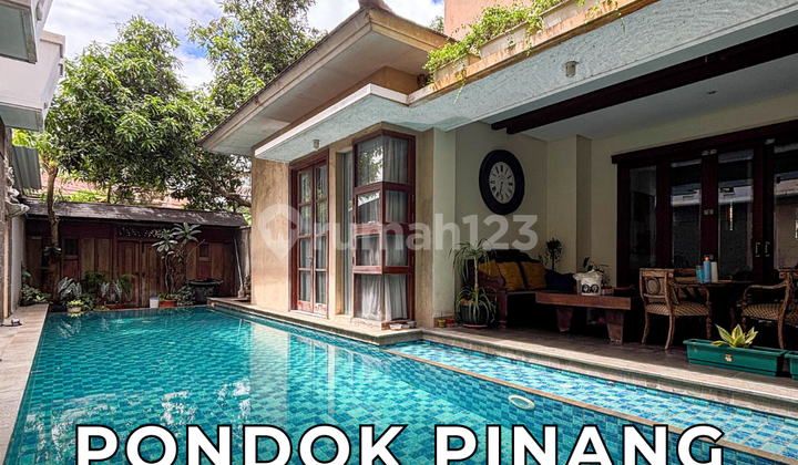 Rumah Terawat Posisi Hoek Dalam Komplek Besar di Pondok Pinang