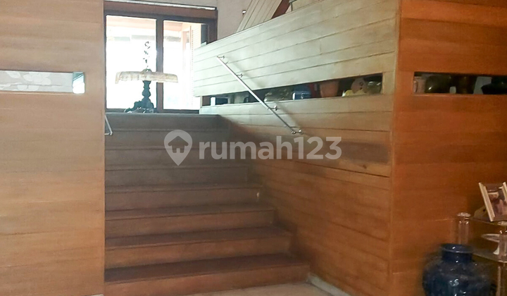 Rumah Mewah Posisi Hook Hadap Utara di Bukit Golf Pondok Indah 2