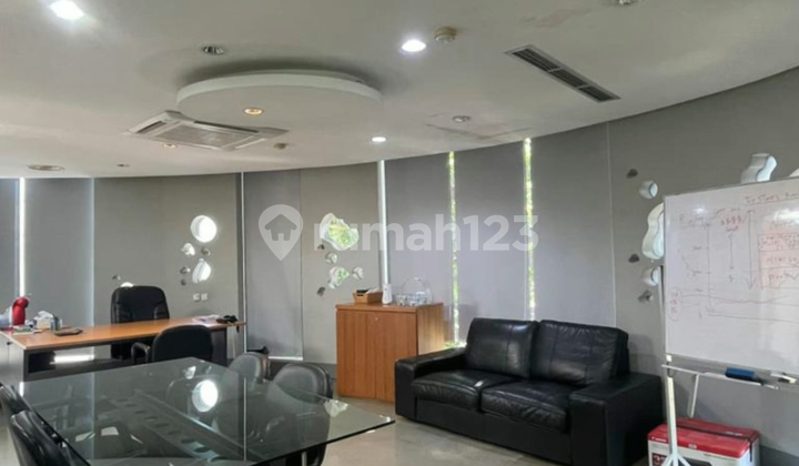 Bangunan Komersil Hadap Utara Harga Dibawah NJOP di Kemang