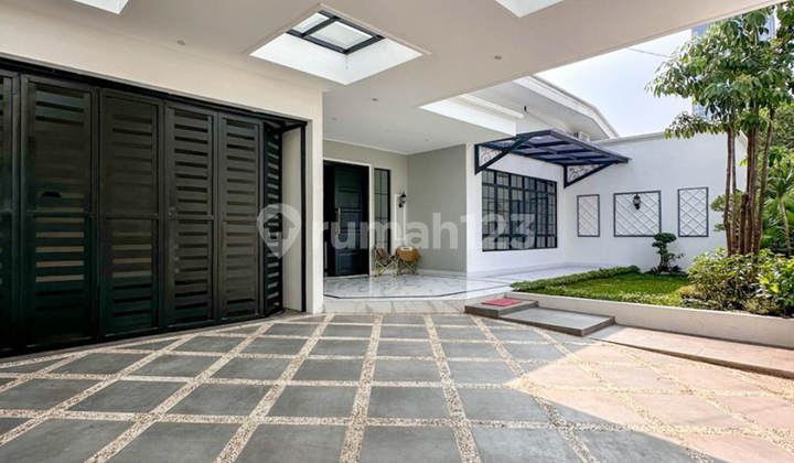 Brand New House American Classic House 1 Lantai di Cilandak Brand New House American Classic House 1 Lantai di Cilandak