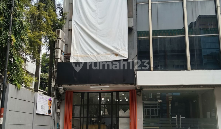 3-Storey Shophouse + Rooftop Premium Strategic Location in the Senopati Area 2