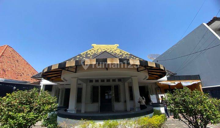 Disewakan Rumah Usaha Model Kolonial Belanda Bawean Surabaya 2