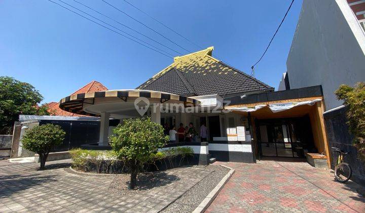 Disewakan Rumah Usaha Model Kolonial Belanda Bawean Surabaya 1