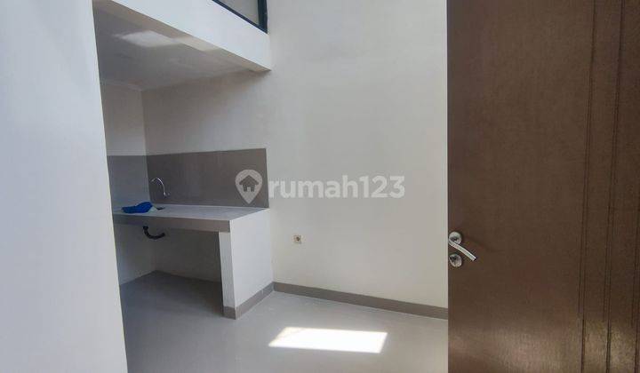 Rumah Mezzanine Baru Gunung Anyar Surabaya SHM 2