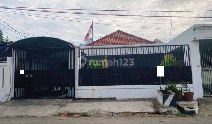 Rumah Bagus Strategis Kupang Indah Surabaya SHM 1